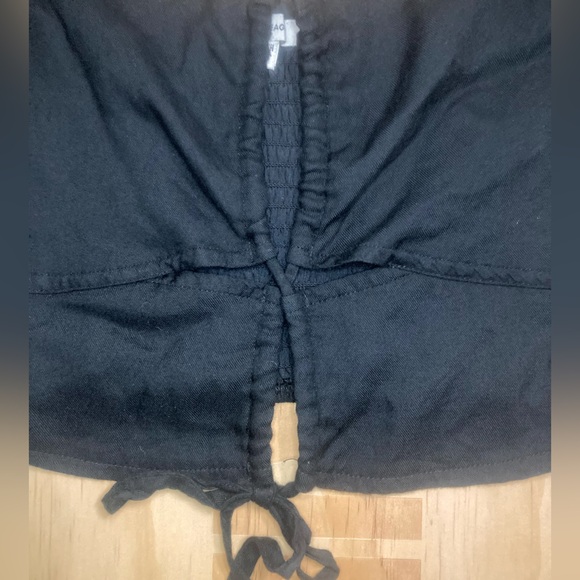 American Eagle Flutter Sleeve Tie Front Crop Top - Picture 3 of 9